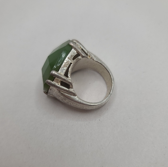 Large Green Faceted Cocktail Ring - Picture 2 of 5